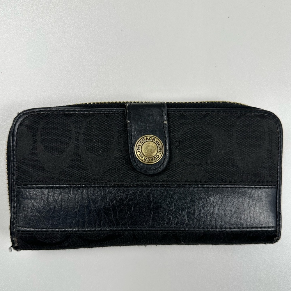 Coach wallet